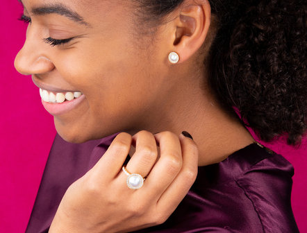 Melano Friends Swarovski&reg; Parel en CZ oorbellen Zilverkleurig