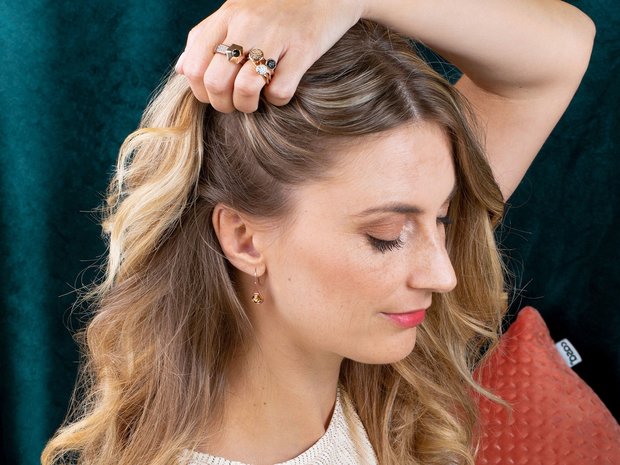 Melano Friends Nora oorbellen rose goudkleurig - Black